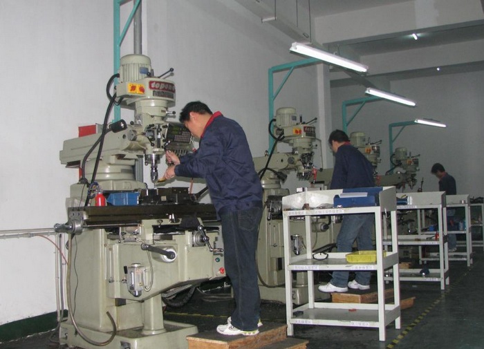 青州新加坡电子工厂招聘安装组装工人